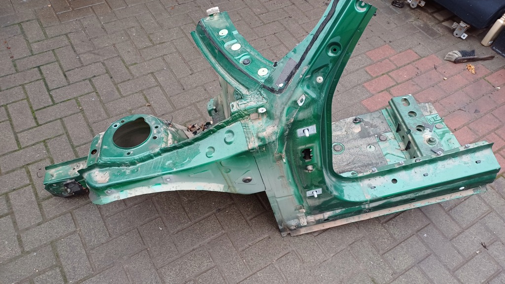 фото №1, Mini cooper f55 лонжерон левая блок двигателя подкрылок