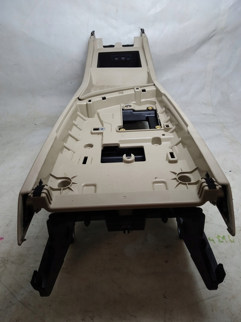 фото №1, Audi q7 17- тунель середній 4m0863243c