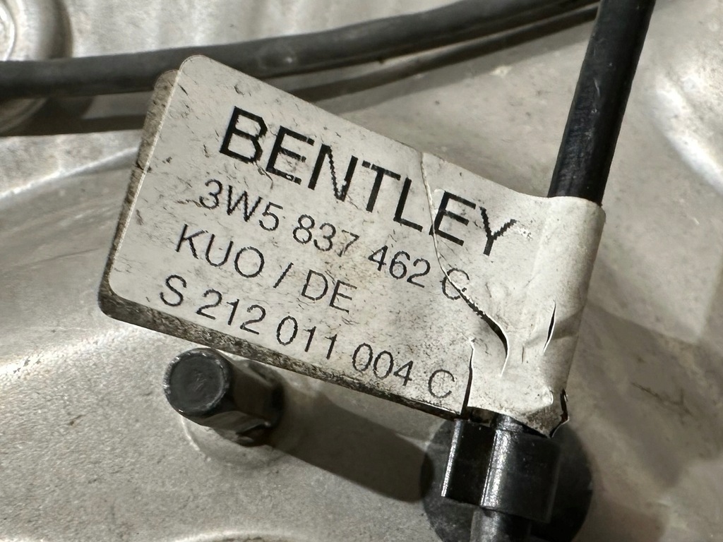 фото №7, Bentley flying spur подъемник стекло механизм rh 3w5837756 3w5837462c