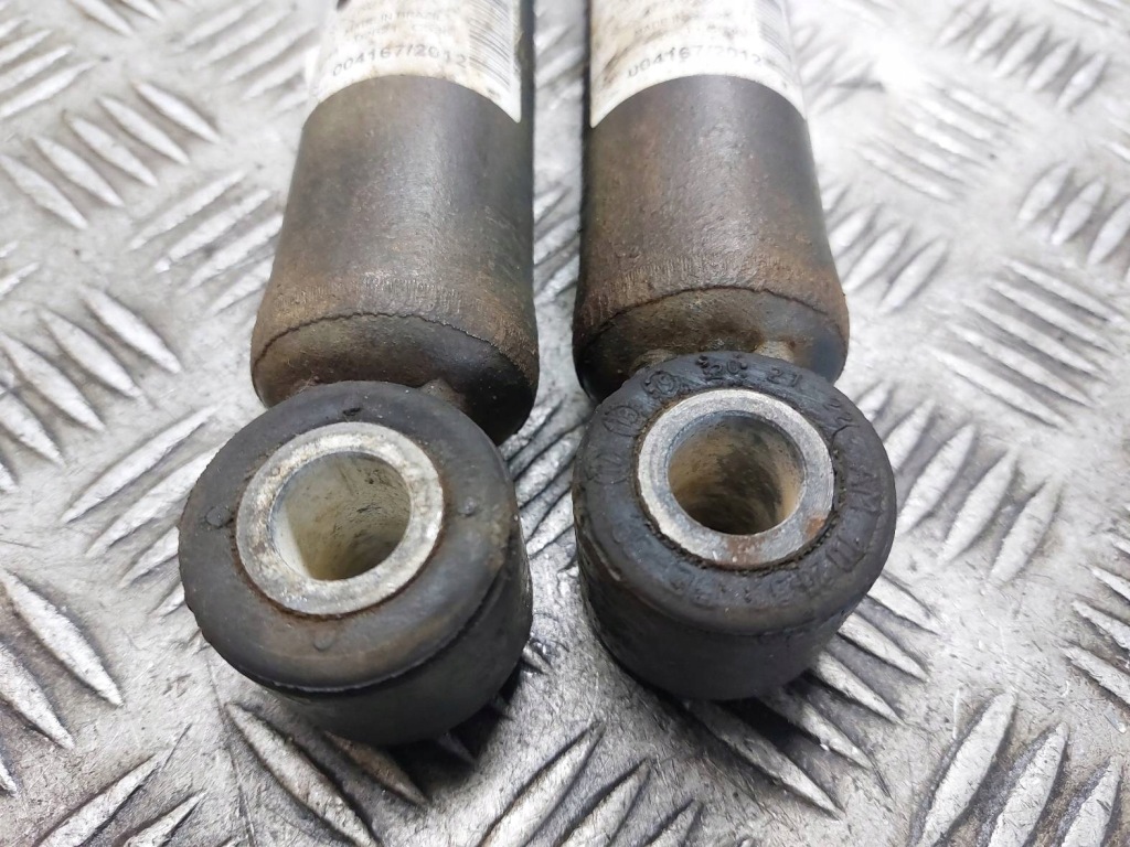 Амортизатор iveco daily 14 задний левый/правый 19 Цена