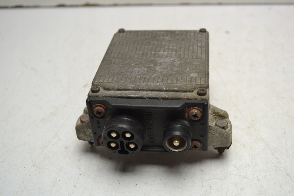 Купити Mercedes w123 w126 280e se m110 модуль запалювання