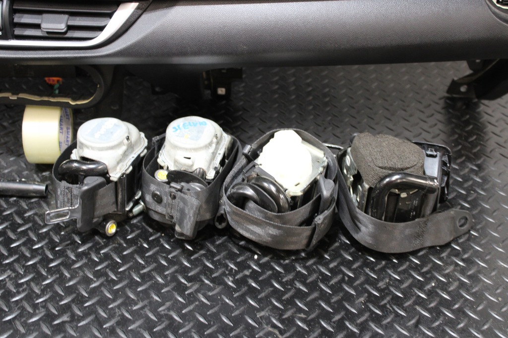 фото №7, Приборная панель консоль подушка безопасности подушки безопасности alfa romeo stelvio