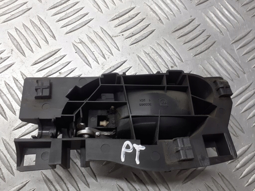 фото №3, Ручка права задня внутрішня peugeot 207 1.4 96802456vv