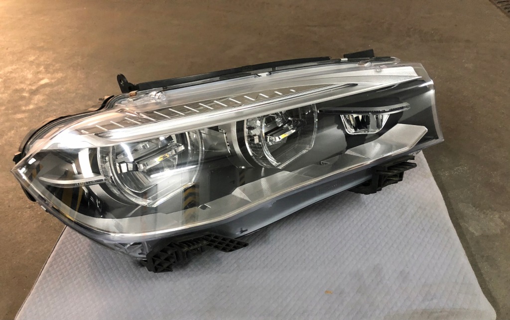 фото №1, Bmw x5 x6 f15 f16 лампа адаптивный led правый кассета 7399122