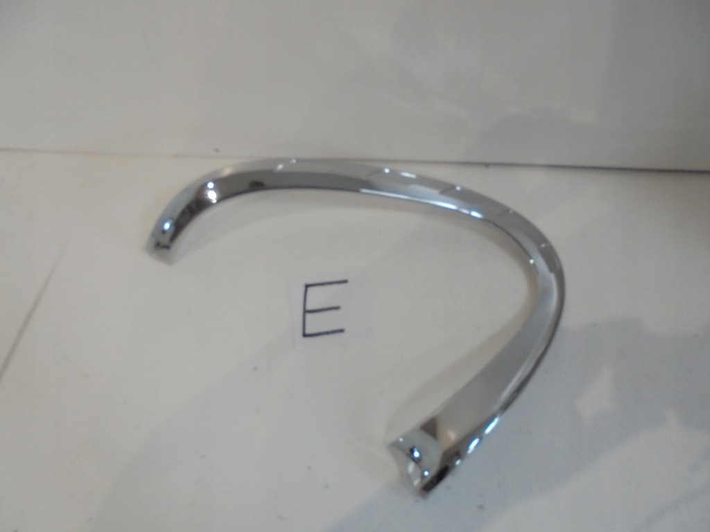 фото №1, Хром молдинг лампы задняя mitsubishi l200 оригинал mz314267 idealny