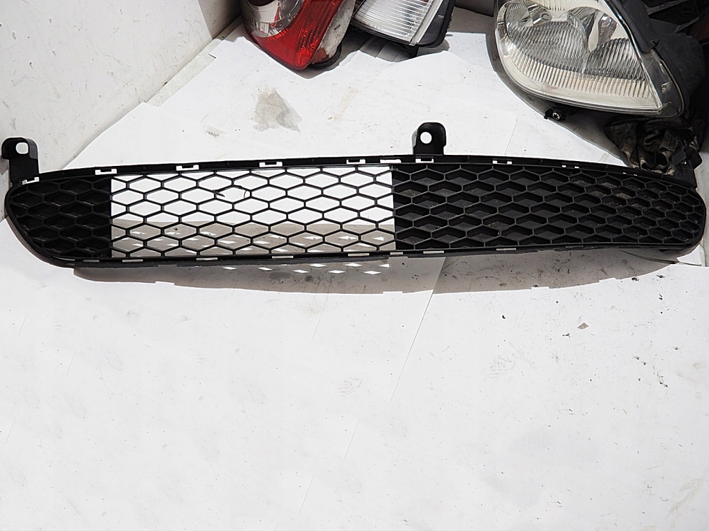 фото №1, Toyota решётка радиатора 531120h010 0010116004120 оригинальный