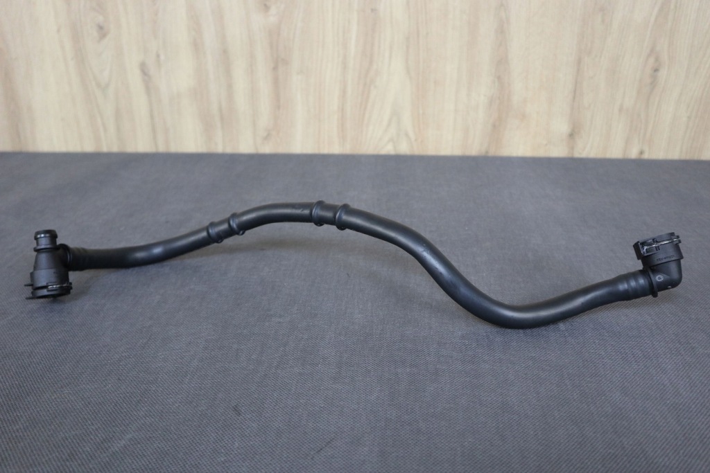 Купить Mercedes slk r172 шланг труба пабтрубок  жидкость воды 2.2 cdi a1725010358