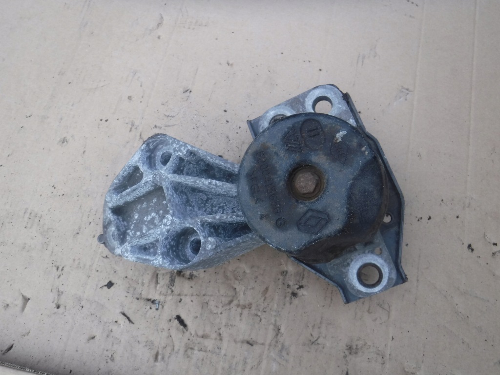 фото №2, Кронштейн подушка двигуна nissan renault 8200415656