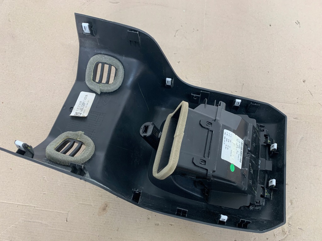 фото №9, Ford mustang mach-e 2021r rwd решётка обдув задняя задняя защита туннель задняя