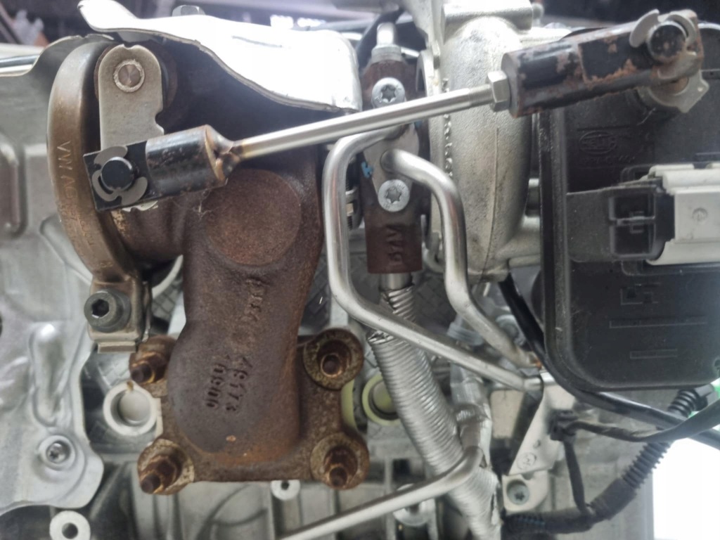 Audi vw турбина турбонагнетатель 04e145715j 0km новая Недорого