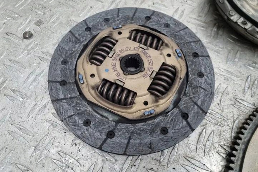 фото №13, Комплект зчеплення mini countryman r60 7568714 1.6l бензиновий 85kw 2014