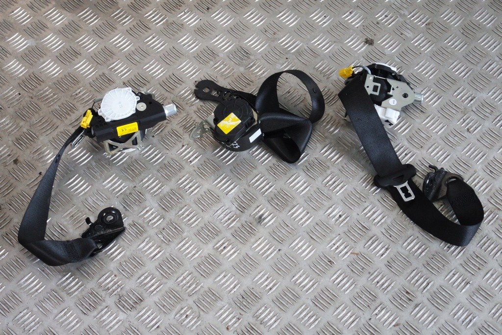 фото №1, Лівий правий звичайний pas задня натягувач mercedes s w223