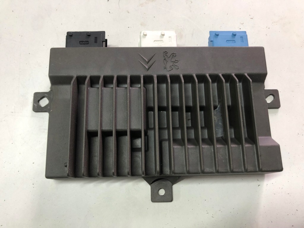 фото №1, Citroen ds7 17- модуль усилитель 9825899680