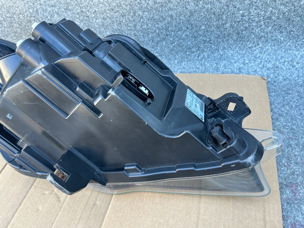 Купить Фара левая передняя opel insignia a рестайлинг  ксенон led 13426663