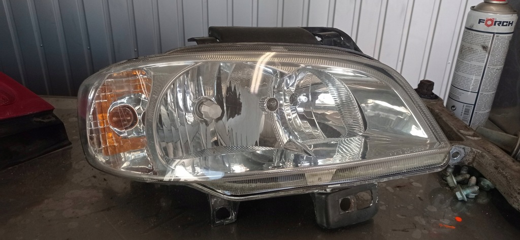 фото №1, Seat ibiza фара перед передний правый