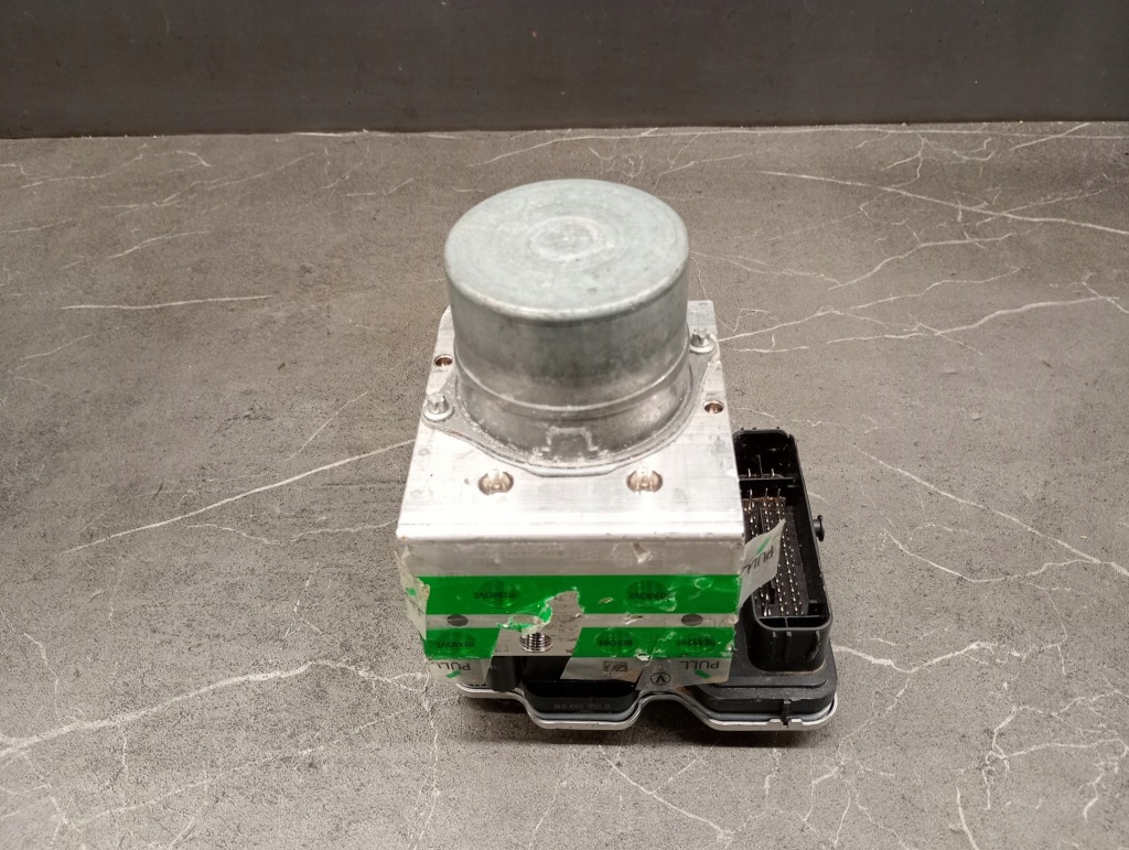 Купити A2149001709 насос abs mercedes e klasa w214 нове