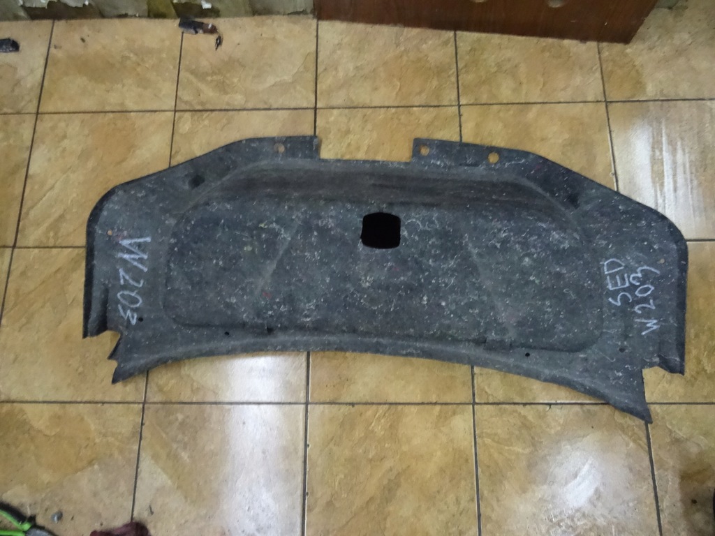 фото №5, Mercedes w203 обивка крышки