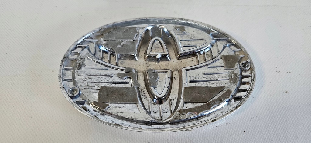 фото №2, Эмблема logo значок toyota land cruiser prado