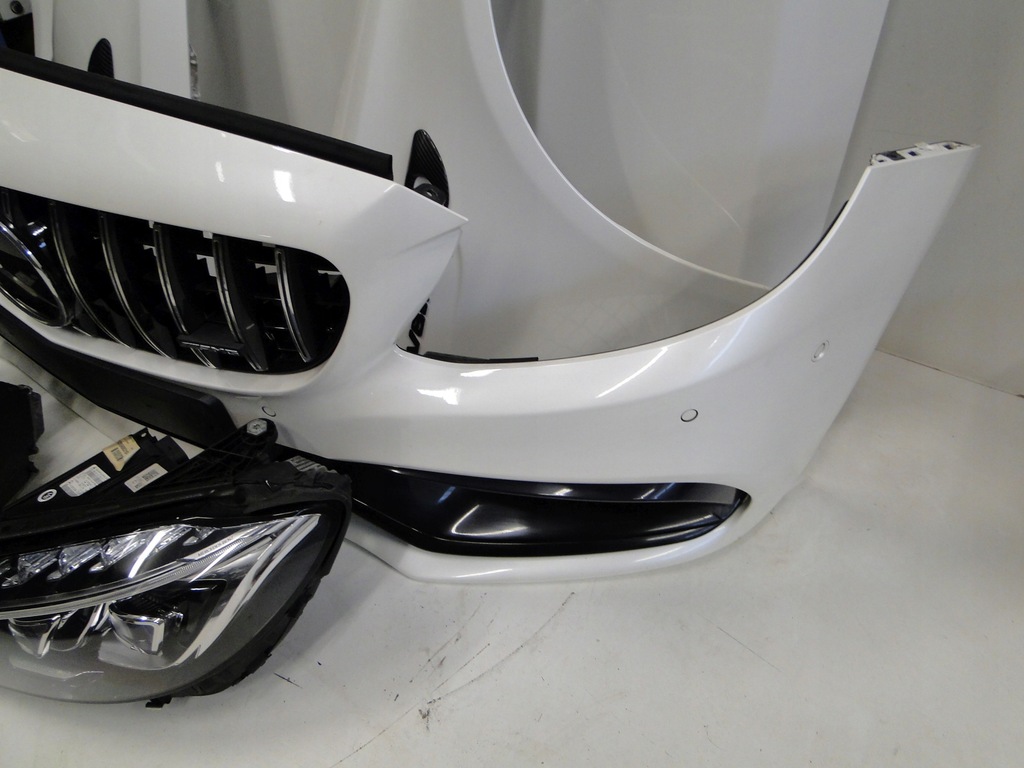 фото №12, Mercedes c klasa 205 kompletny перед капот бампер крылья лампы c63s 799