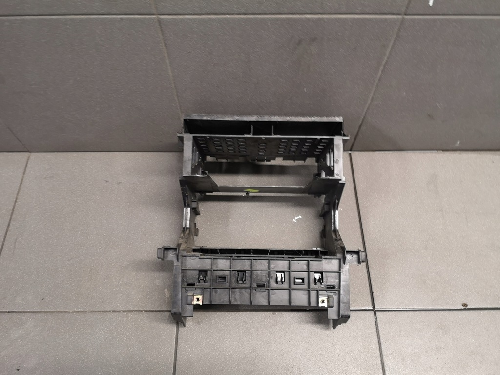 фото №8, Рамка радио корзина audi a4 b6 8e0858005e