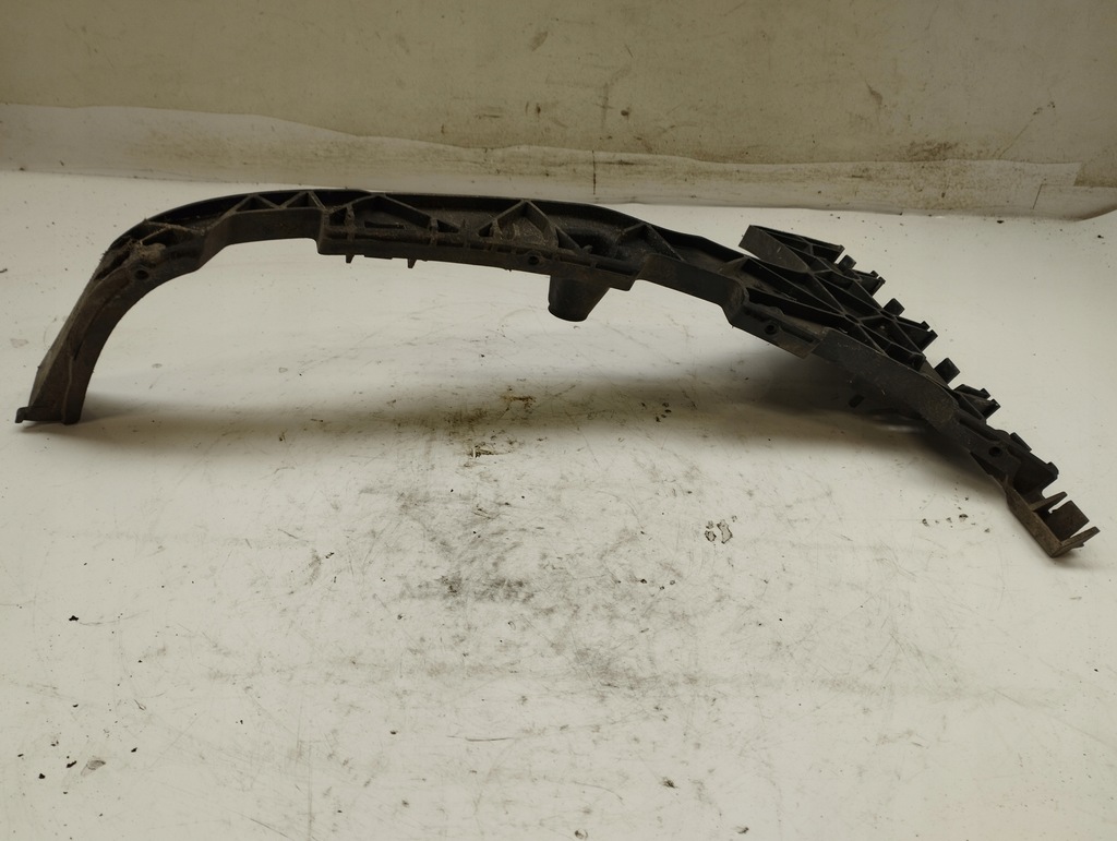 фото №10, Audi q5 8r направляющая бампера правый задняя 8r0807454c