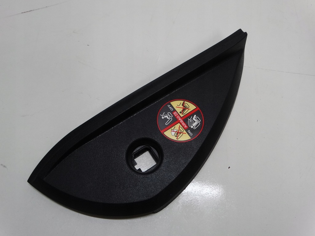 фото №2, Защита заглушка консоли правая renault laguna iii