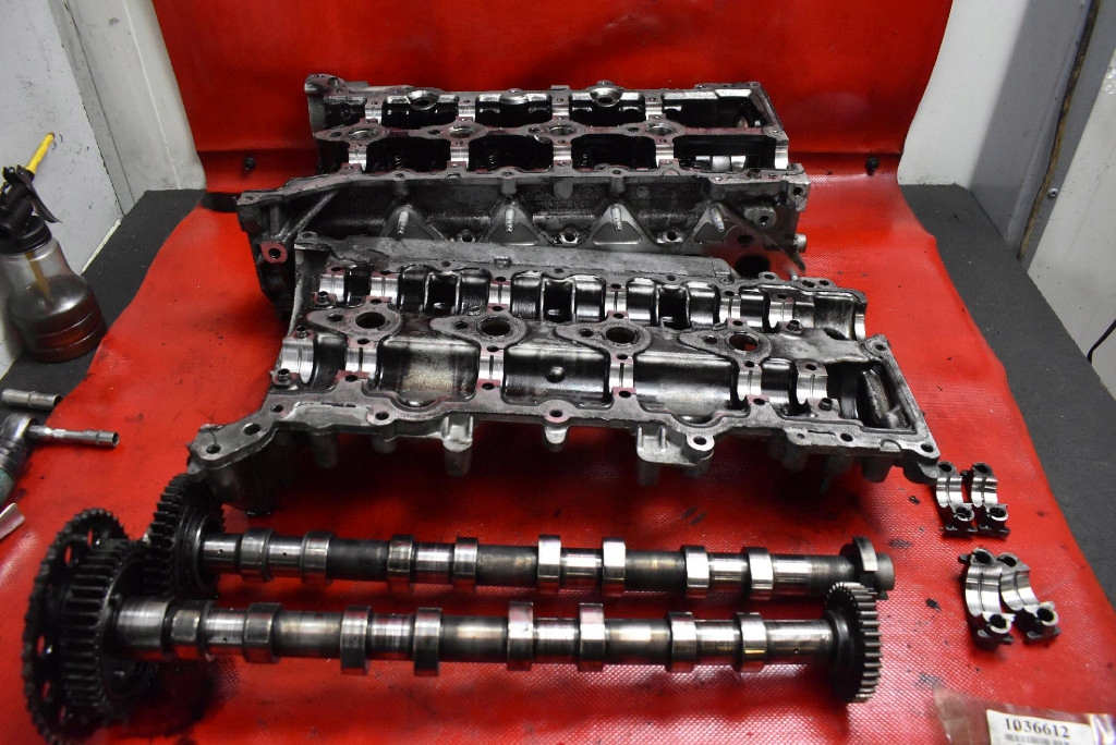 Головка двигателя 110427464r renault megane scenic 3 iii 1.6 dci 130 km 09-12 в Украине