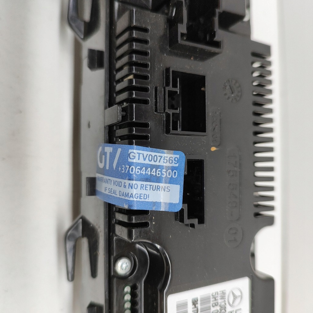 фото №8, Mercedes-benz a w176 2016 переключатель / выключатель обдув вентилятор