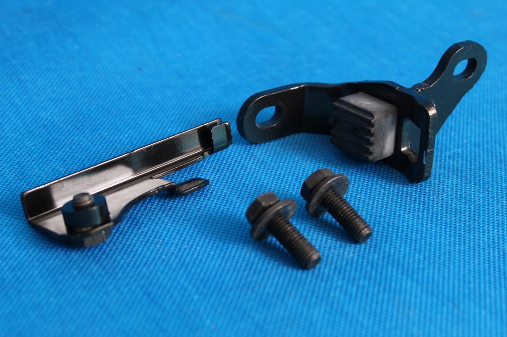 фото №12, Vw audi відбійник 7n0843413c