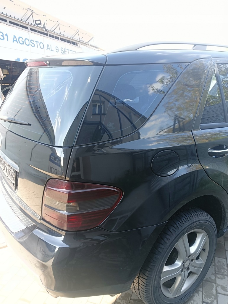 фото №1, Mercedes ml w164 164 четверть крыло правая задняя правый