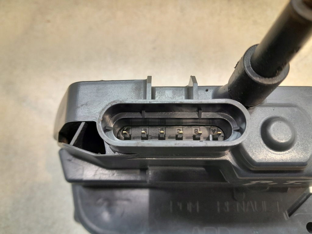 фото №4, Замок двері правий задня scenic ii 6 pin