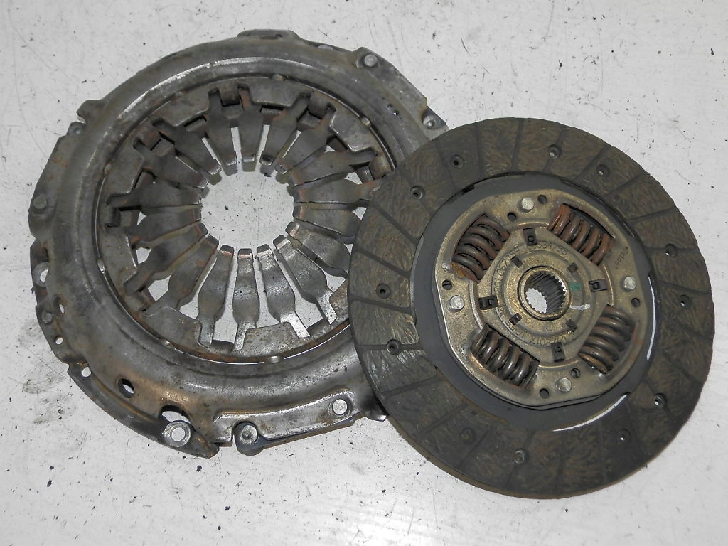 фото №1, Renault fluence зчеплення 1,6 16v k4m838 диск + притиск зчеплення