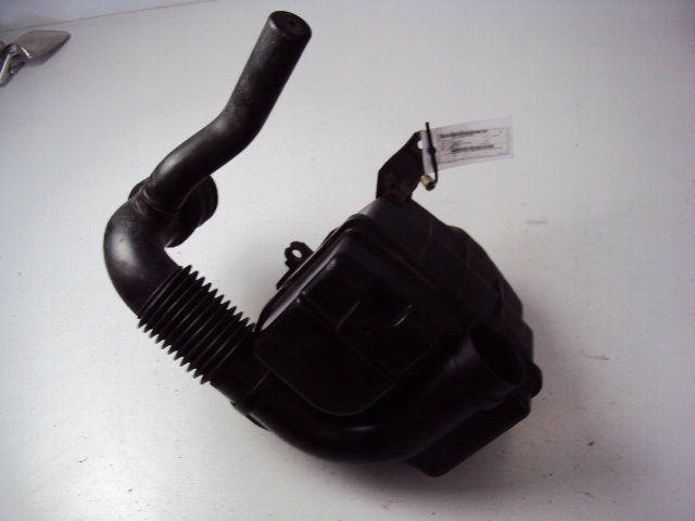 фото №1, Резонатор повітря subaru forester ii 2.5 02-08