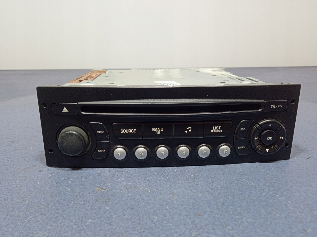 фото №1, Peugeot 207 радіо cd заводський 96643697xt