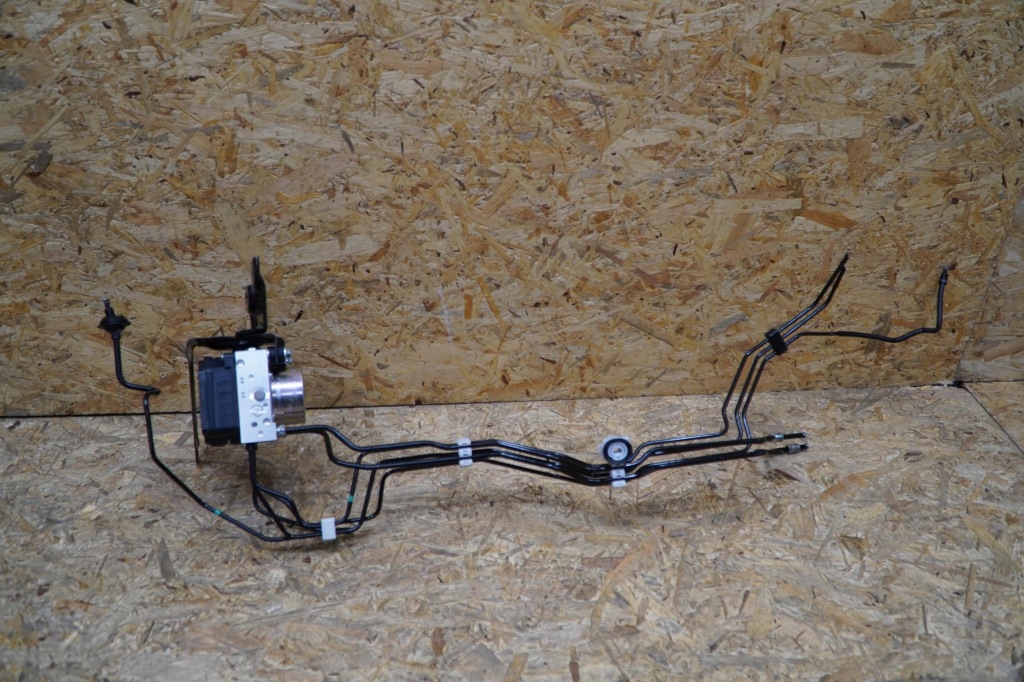 Насос abs 89541-47040 44540-52c50 lexus lbx nowa 0km 24r оригинал 1.5 hybid с Разборки