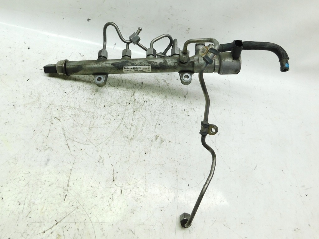 фото №11, Молдинг впрыскная клапан топлива mercedes w176 w246 c117 x156 2.2 cdi om651