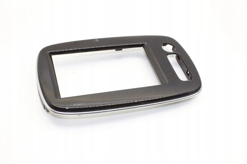 Купити Рамка екрана навігації smart forfour хетчбек 453 682705920r 33370886