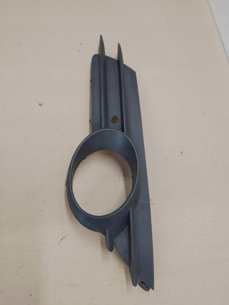 Противотуманная фара + решётка бампер левое  перед opel corsa d Цена