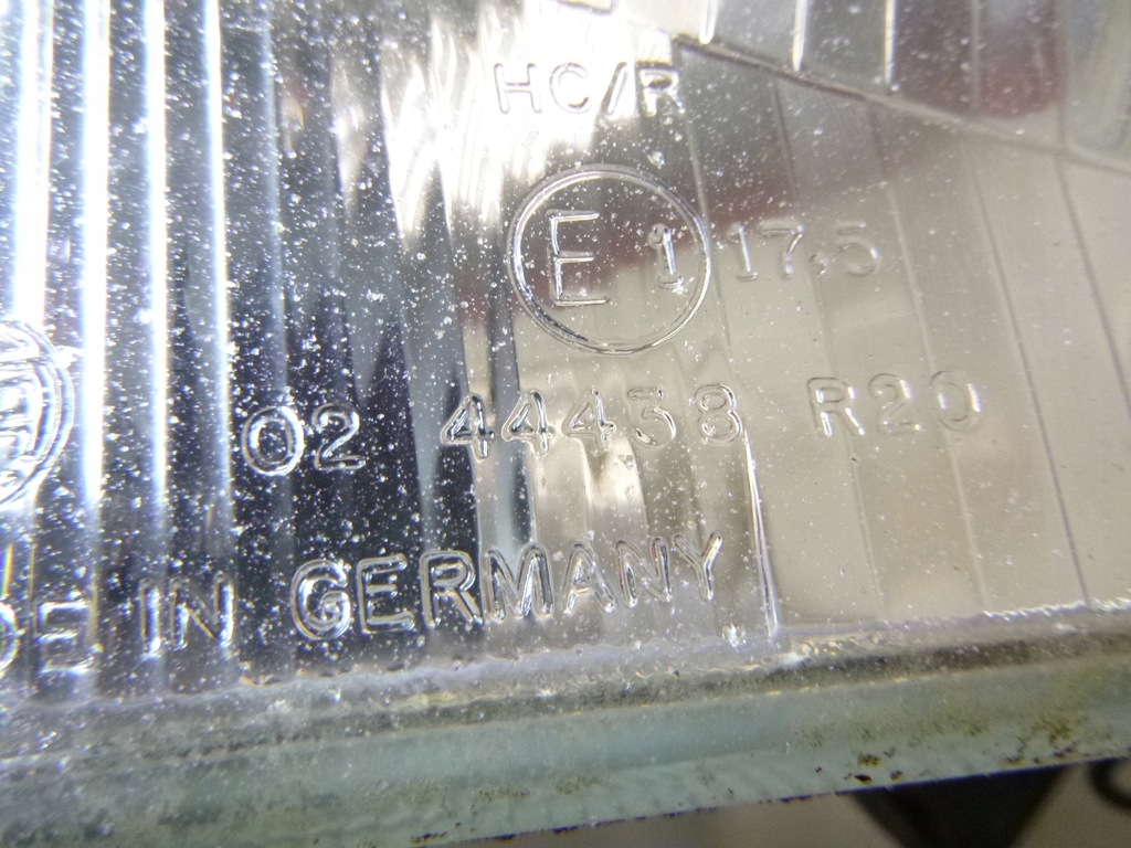 фото №7, Лампа передняя vw transporter t4 91r.