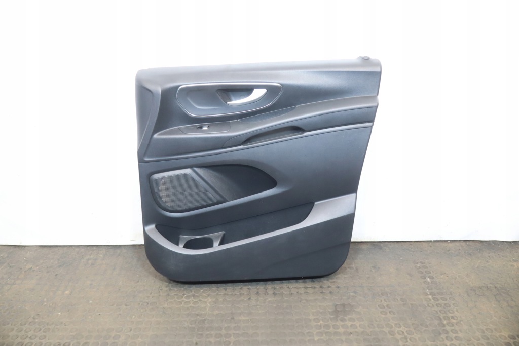 фото №1, Обшивка обивка дверь правый перед mercedes vito w447