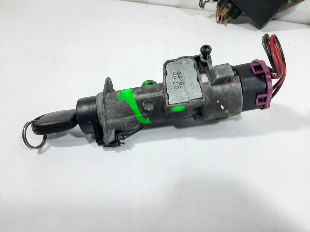 фото №10, Skoda octavia i lift 1.6 8v 03r блок управления двигателя набор 06a906033bg