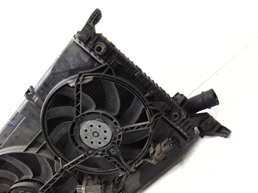 фото №13, Комплект радіатор вентилятори audi a4 b8 lift 2.0