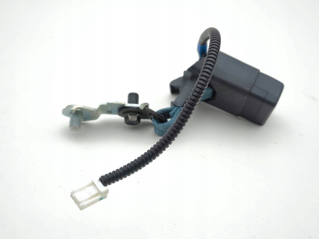 Lexus ux 2020 пряжка заднього поперечина безпеки Київ