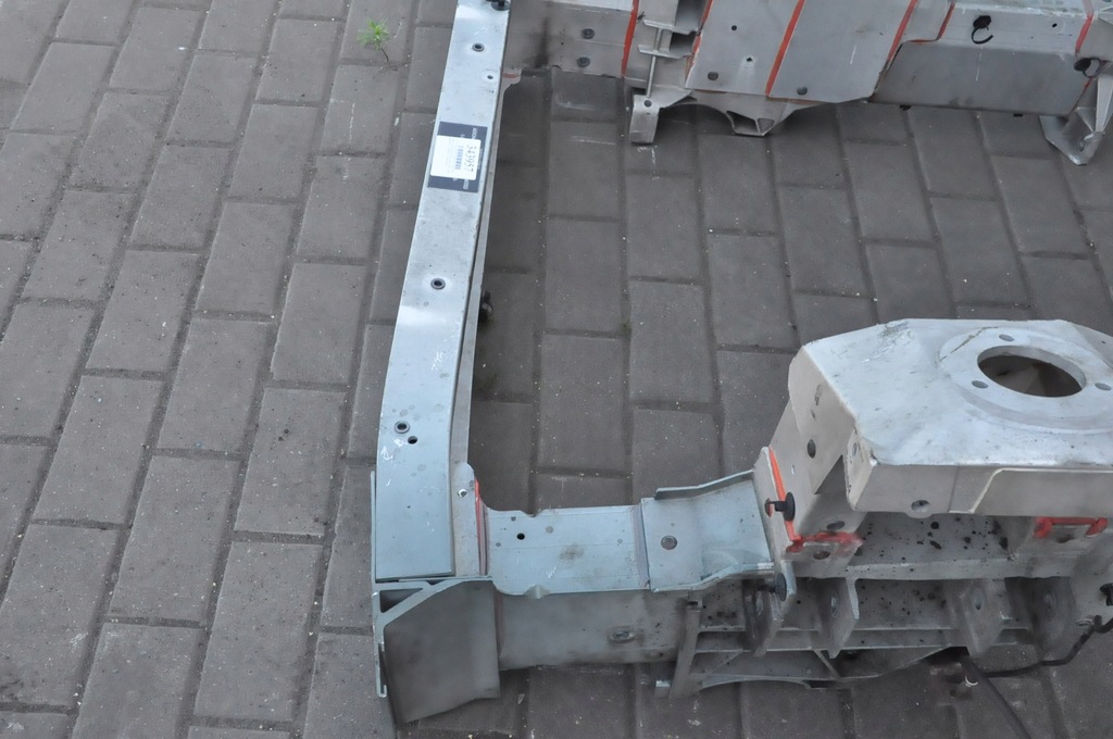 фото №9, Aston martin db9 pas передній підсилювач рама 4g43-101a67-a