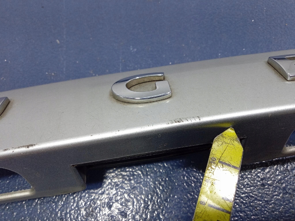 фото №7, Peugeot 308 i t7 sw kombi накладка молдинг крышки задняя pgh0081