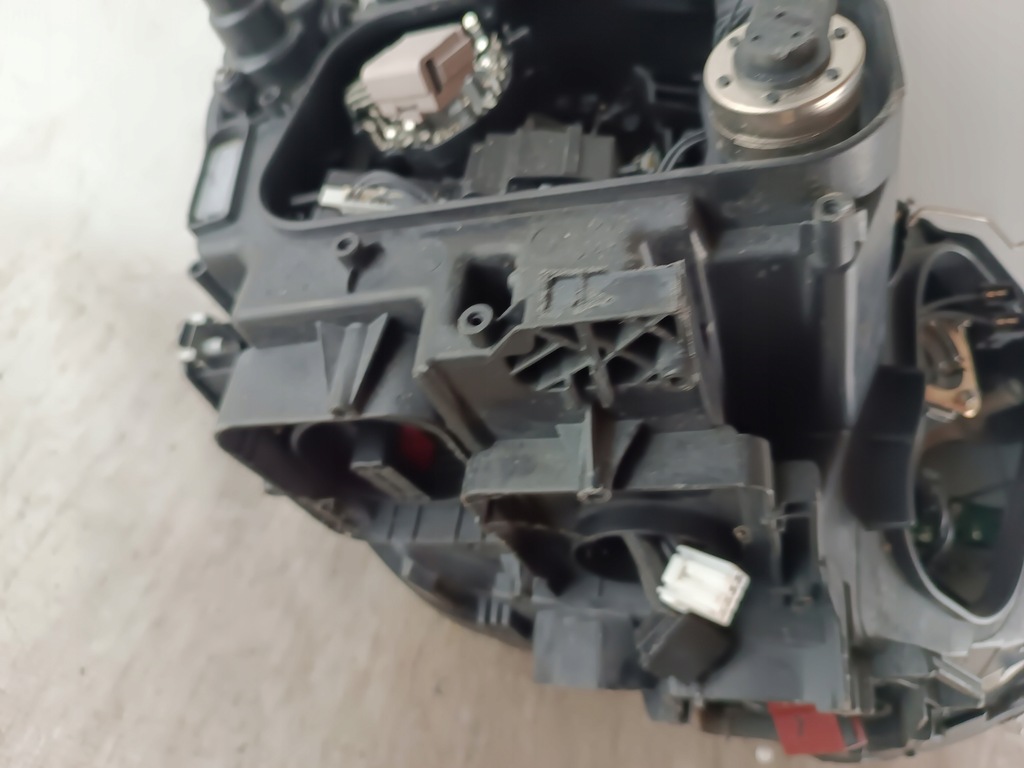 фото №12, Лампа левая bi ксенон led vw golf sportsvan -europa