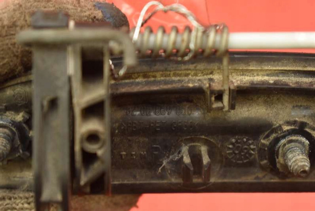 фото №8, Ручка правая перед передняя czarna 8200869056 dacia logan mcv 1 i 07-12