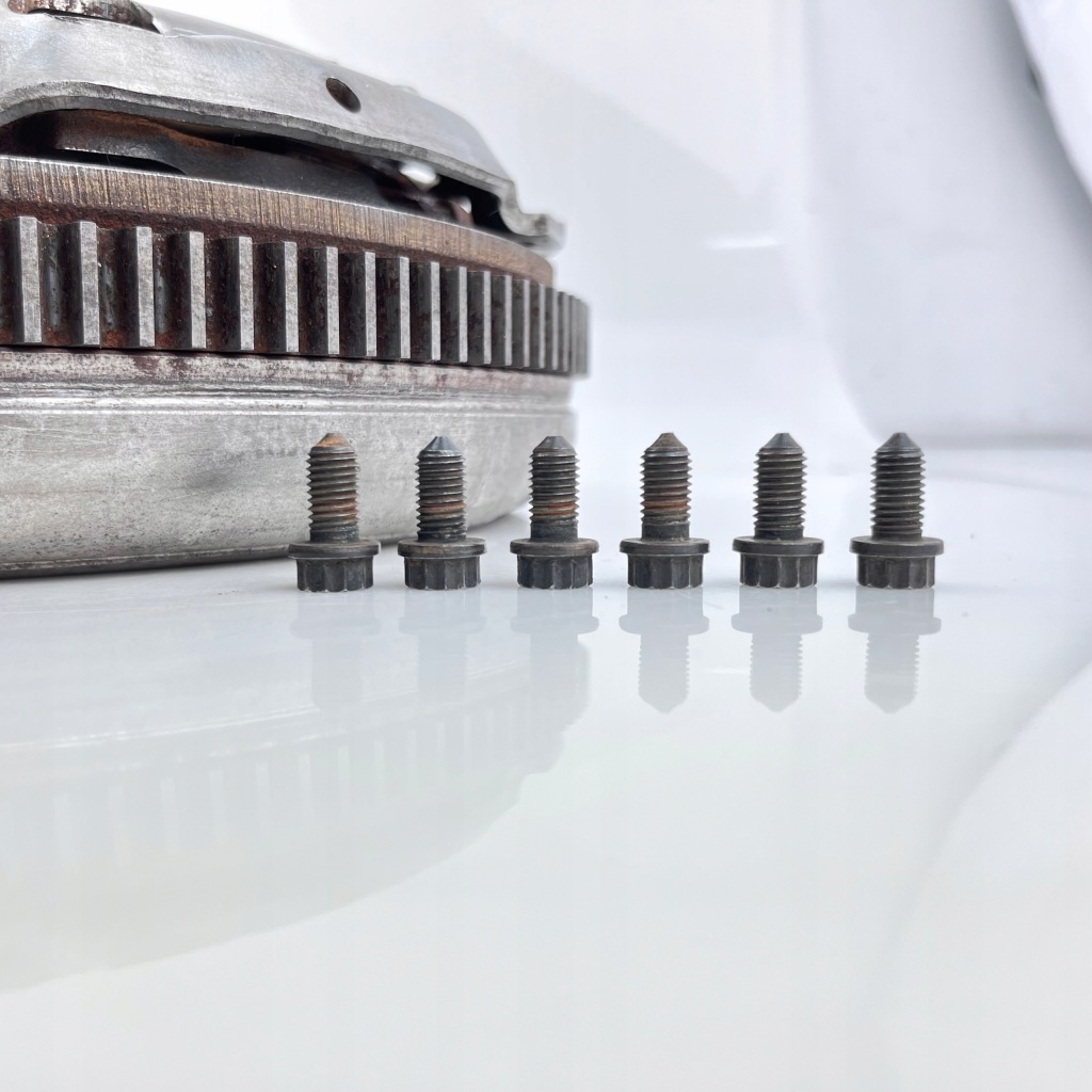 фото №13, Зчеплення комплект двомасовий маховик luk 2.0 tdi vw / audi / skoda / seat 05l105266b