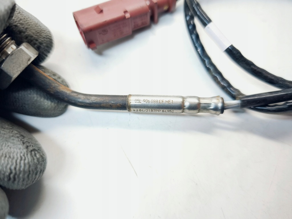 фото №5, Датчик температуры выхлопных газов датчик audi a4 b9 a5 q5 fy 2.0 tdi 05l906088cf
