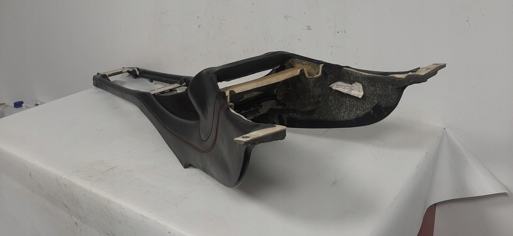 фото №12, Тунель середній шкіра ferrari california 12r.